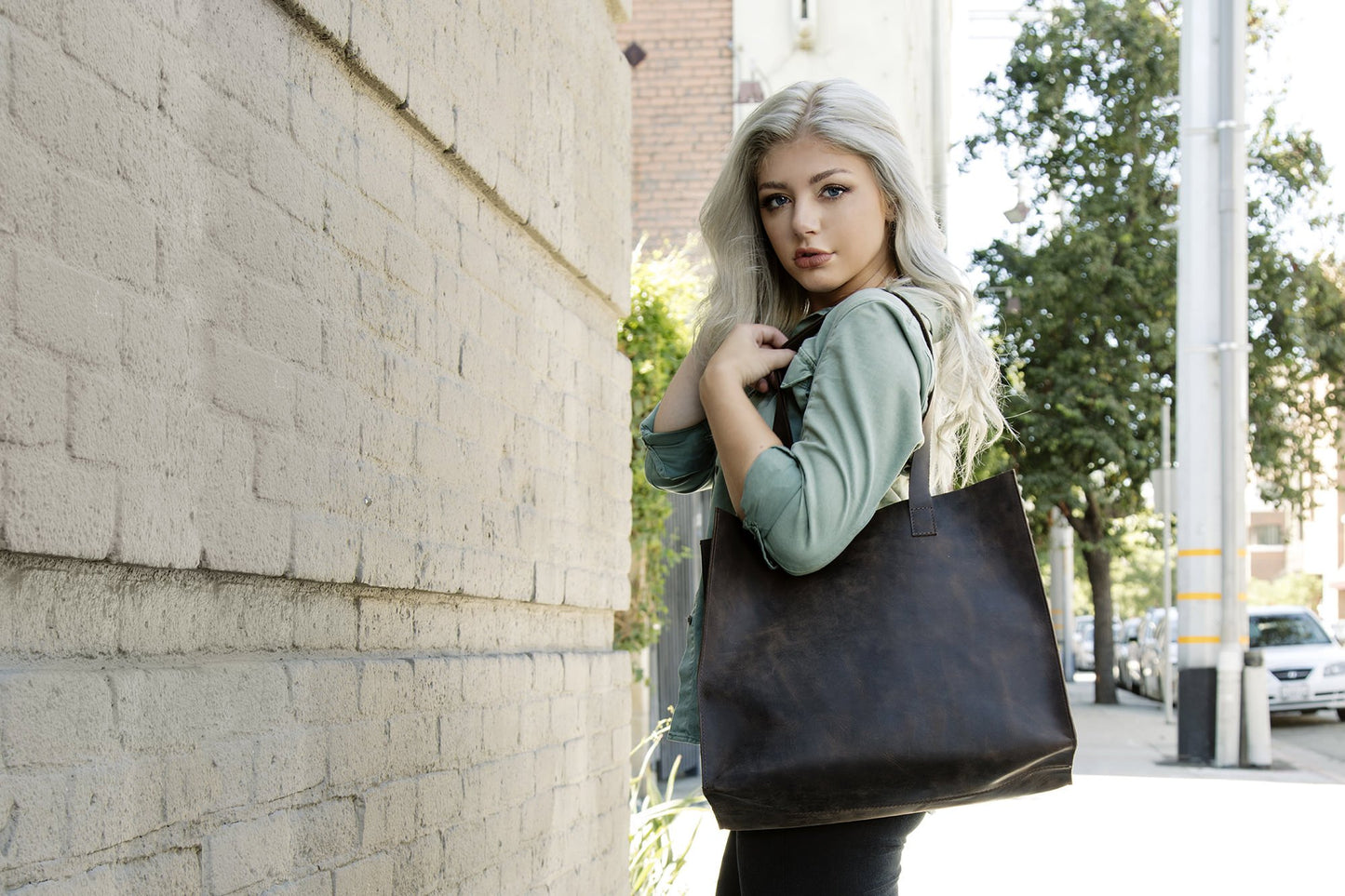 Raw Edge Genuine Leather Tote - Vintage Marbled Mocha Finish