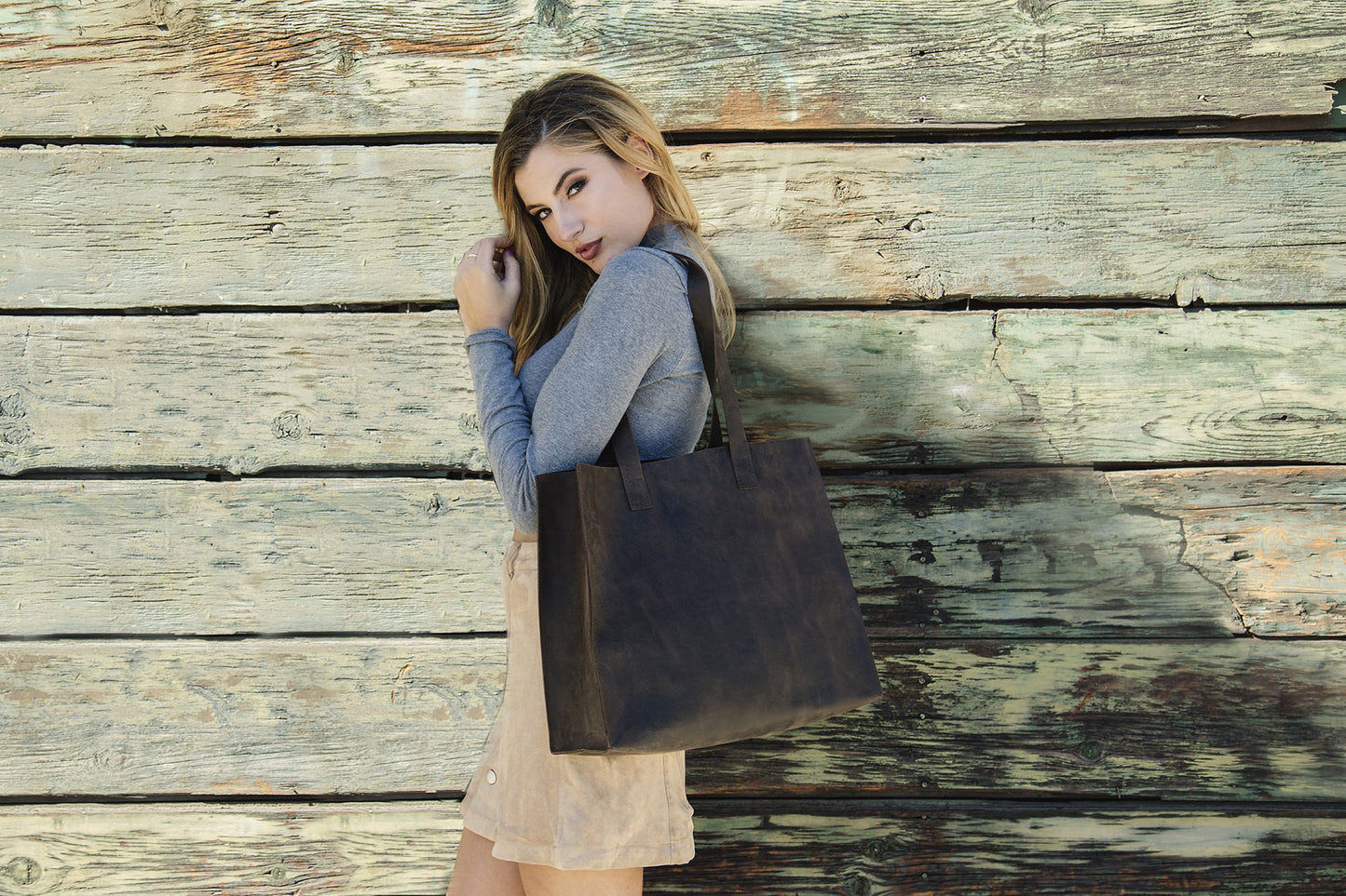 Raw Edge Genuine Leather Tote - Vintage Marbled Mocha Finish