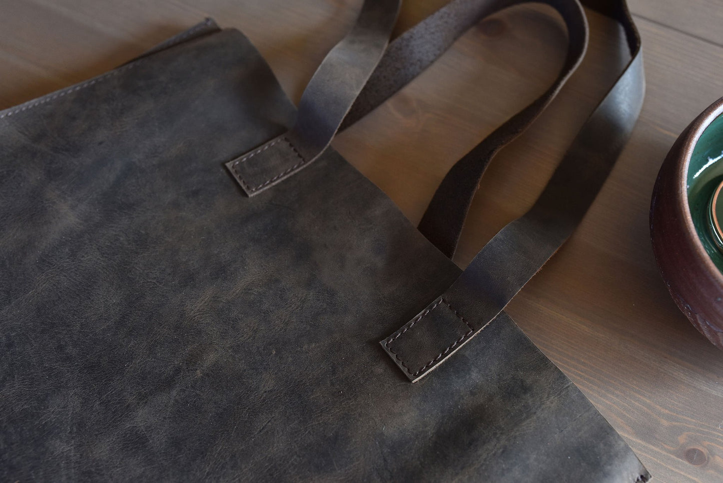 Raw Edge Genuine Leather Tote - Vintage Marbled Mocha Finish