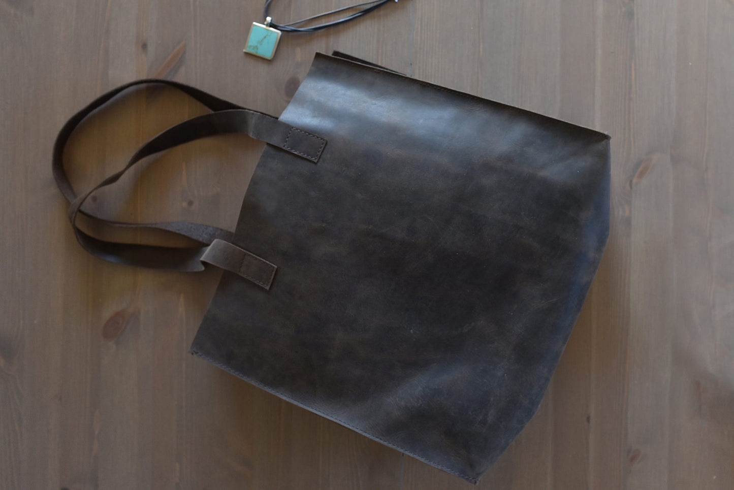Raw Edge Genuine Leather Tote - Vintage Marbled Mocha Finish